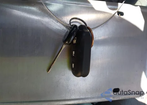 2002 Toyota Sequoia Limited V8 from USA, damaged, VIN 5TDZT38A72S063397